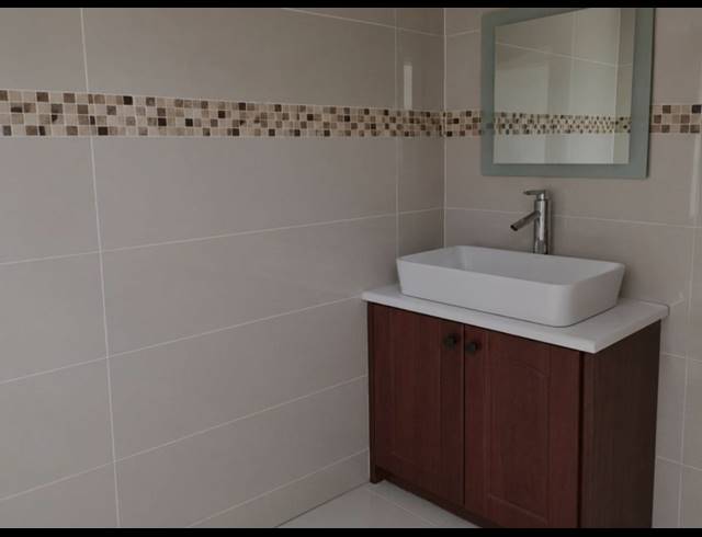 3 BEDROOM APARTMENT FOR SALE IN OAKDENE